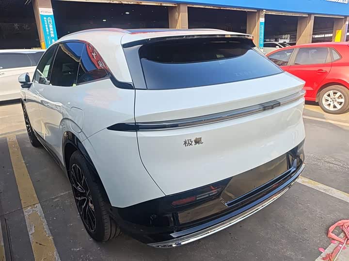 Zeekr 7X 2025 2025款 100kWh 长续航后驱智驾版