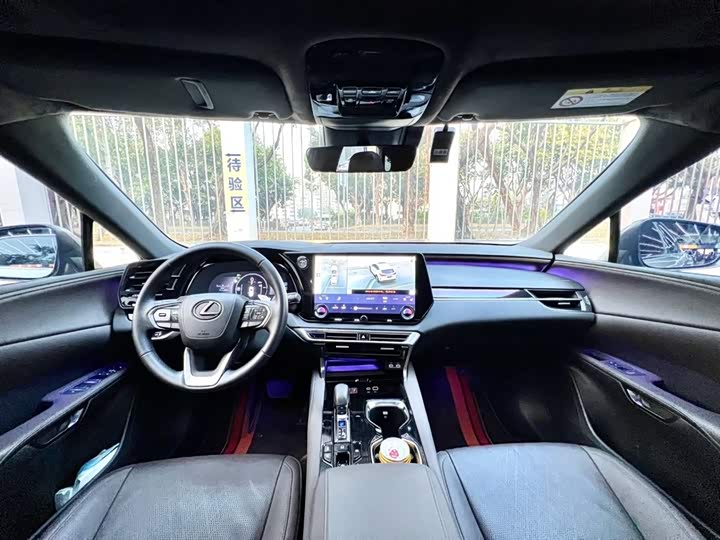 Lexus RX 2025 2025款 350h 四驱醇享版