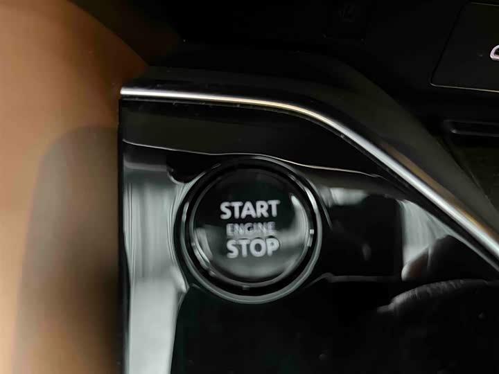 Nissan Pathfinder 2024 2024款 380VC-TURBO 四驱智尊版 6座