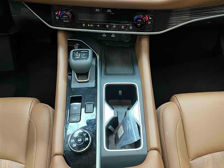 Nissan Pathfinder 2024 2024款 380VC-TURBO 四驱智尊版 6座