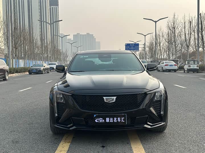 Cadillac CT5 2025 2025款 28T 赛道性能版