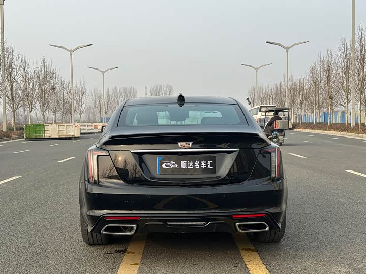 Cadillac CT5 2025 2025款 28T 赛道性能版