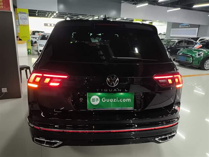Volkswagen Tiguan L Pro 2025 2025款 出众款 330TSI 自动两驱R-Line龙耀版