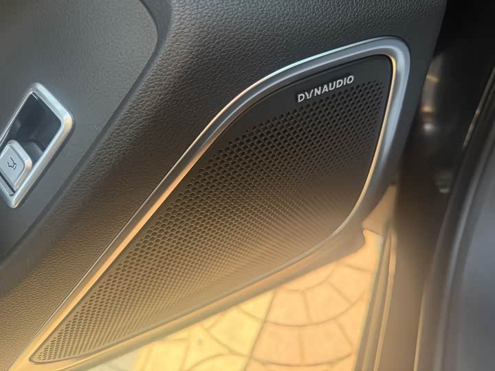 Hongqi HS7 Hybrid 2024 2024款 2.0T PHEV 四驱旗畅版 6座