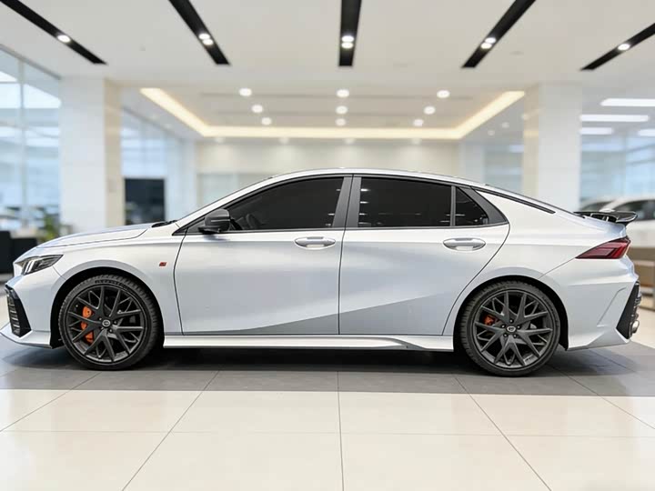 GAC Trumpchi Empow R 2023 2023款 400T 自动R PRO