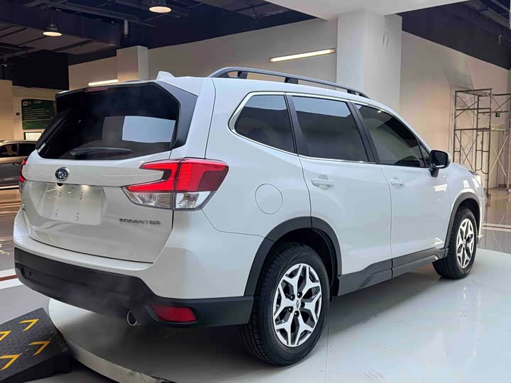 Subaru Forester 2022 2022款 2.0i AWD豪华版EyeSight