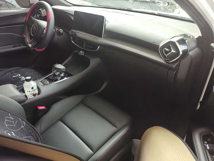 MG Motor 5 2025 2025款 300TGI 全球旗舰版