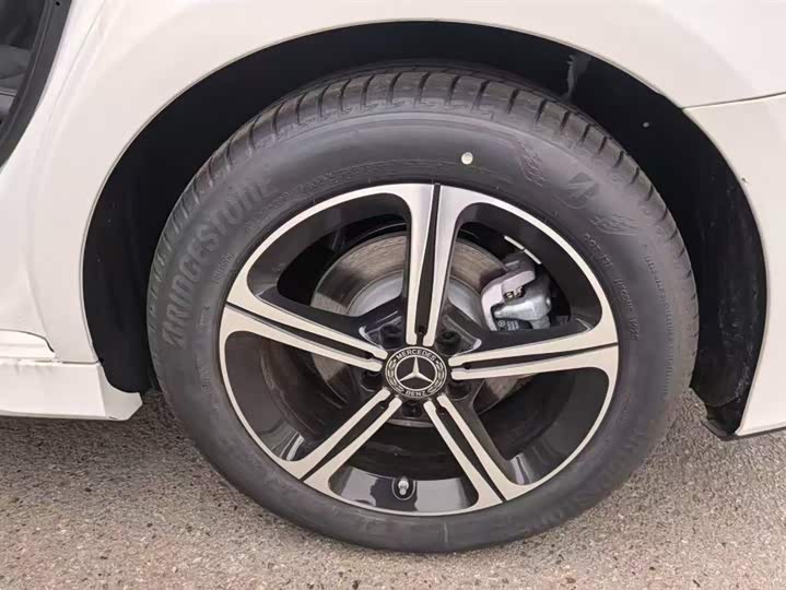 Mercedes-Benz A-Class 2025 2025款 改款 A 200 L 时尚型