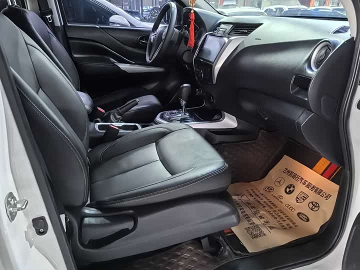 Nissan Terra 2020 2020款 2.5L XV 4WD 自动四驱旗舰版