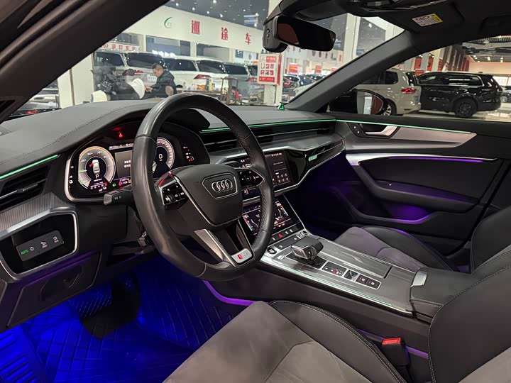 Audi A6L Hybrid 2022 2022款 55 TFSI e quattro