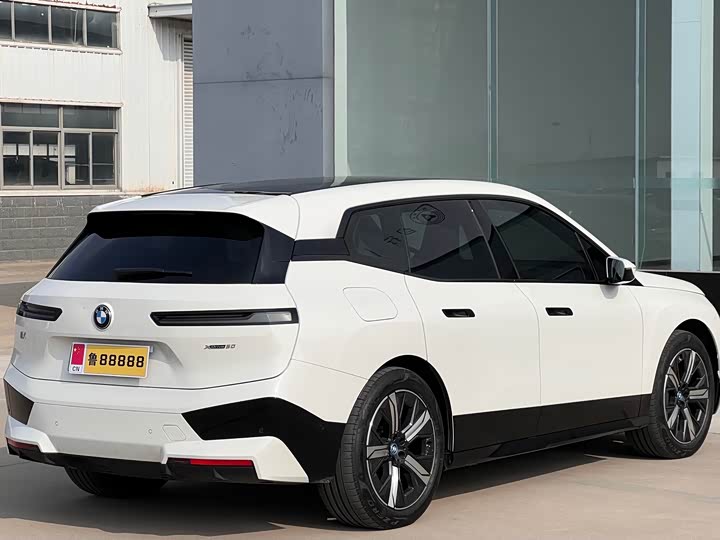 BMW iX 2023 2023款 改款 xDrive50