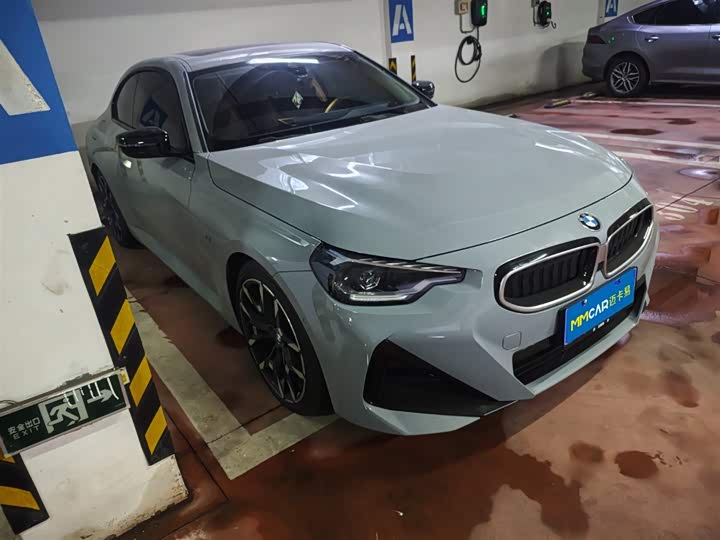 BMW 2 Series 2025 2025款 225i M运动曜夜套装