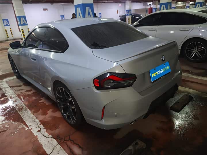BMW 2 Series 2025 2025款 225i M运动曜夜套装