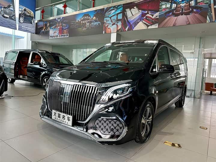Mercedes-Benz Vito 2024 2024款 2.0T 商务版 7座