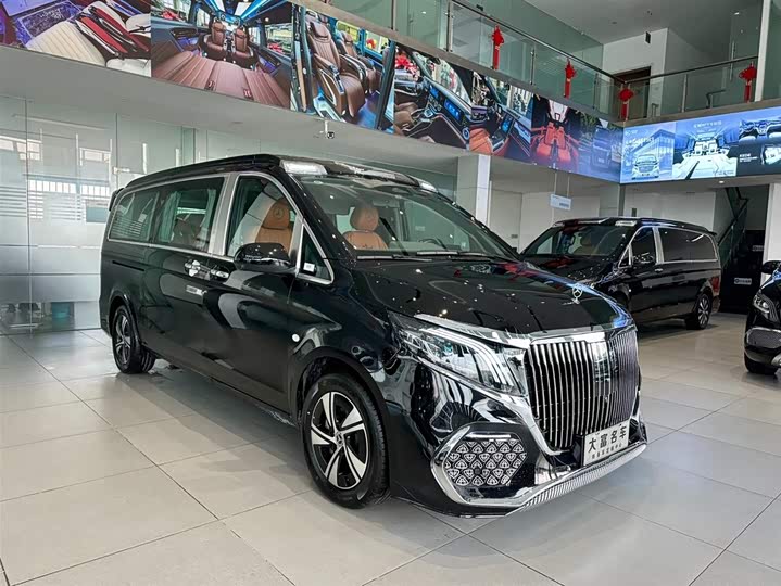 Mercedes-Benz Vito 2024 2024款 2.0T 商务版 7座