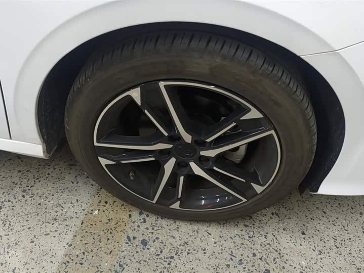 Geely Binrui 2024 2024款 缤瑞COOL 1.5T DCT冠军版