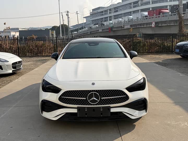 Mercedes-Benz CLE-Class 2024 2024款 CLE 300 4MATIC 豪华型轿跑车
