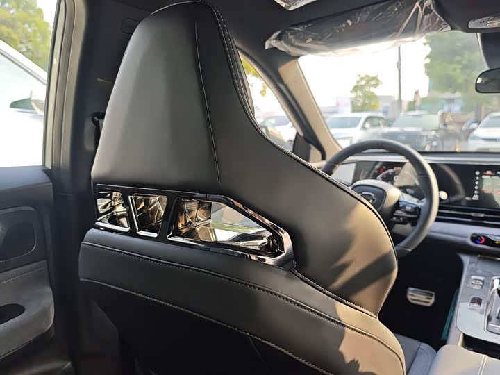 GAC Trumpchi Empow R 2025 2025款 270T DCT 影豹R-Style劲享版