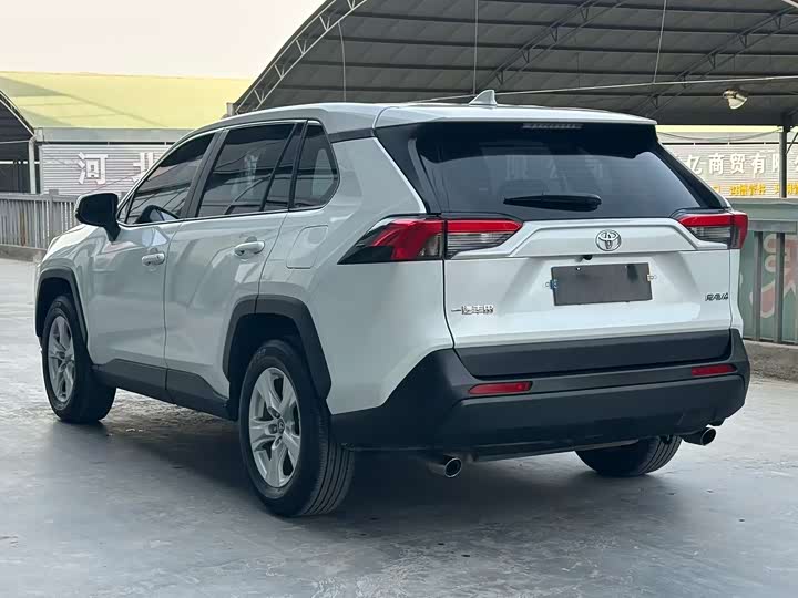 Toyota RAV4 2024 2024款 2.0L CVT两驱都市版