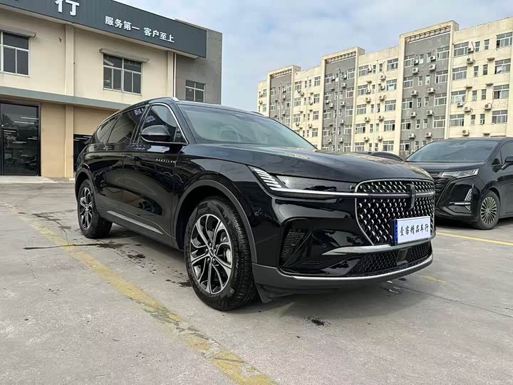 Lincoln Nautilus 2025 2025款 改款 2.0T 四驱尊逸版
