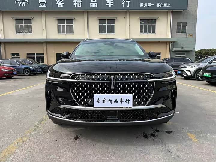 Lincoln Nautilus 2025 2025款 改款 2.0T 四驱尊逸版