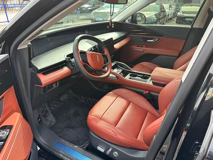 Lincoln Nautilus 2025 2025款 改款 2.0T 四驱尊逸版