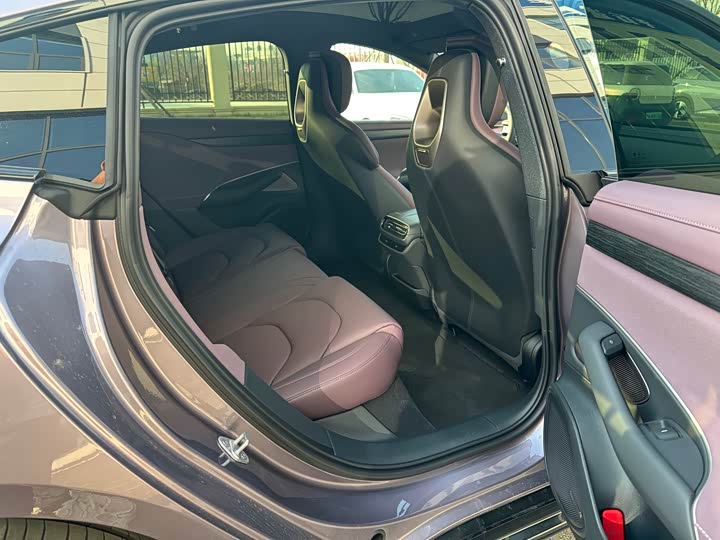 Xiaomi SU7 2024 2024款 后驱长续航智驾版