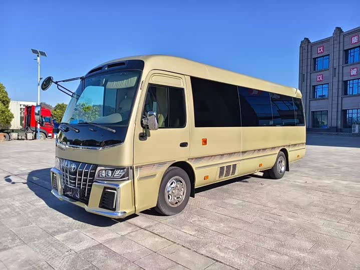 Toyota Coaster 2019 2019款 4.0L豪华车GRB53L-ZEMNK 23座无扶手9GR