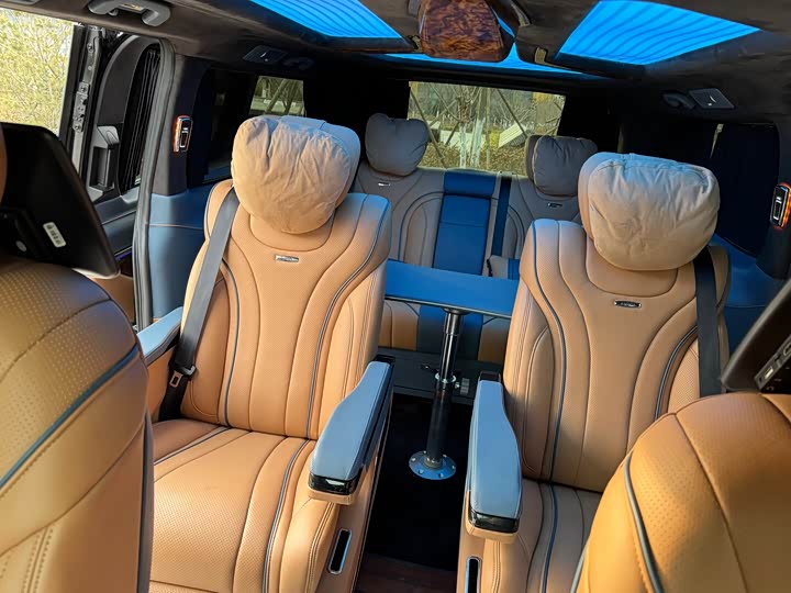 Ford Tourneo 2020 2020款 2.0T 自动旗舰版 国VI