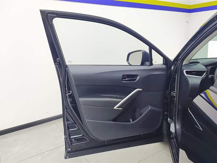 Toyota Frontlander 2024 2024款 2.0L CVT精英版