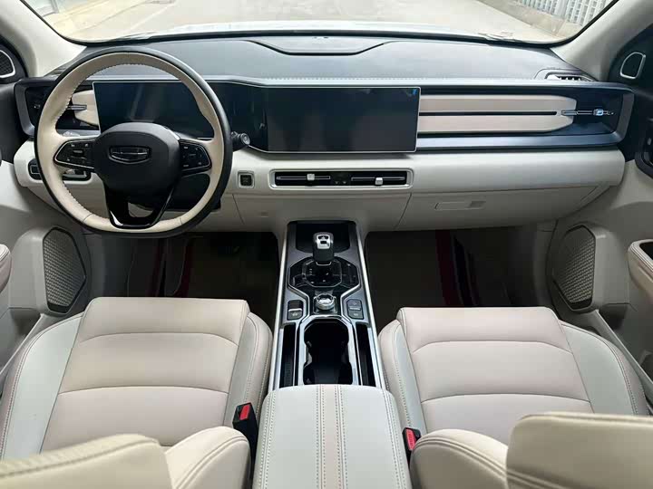 Geely Icon 2023 2023款 1.5TD 巧克力醇巧版