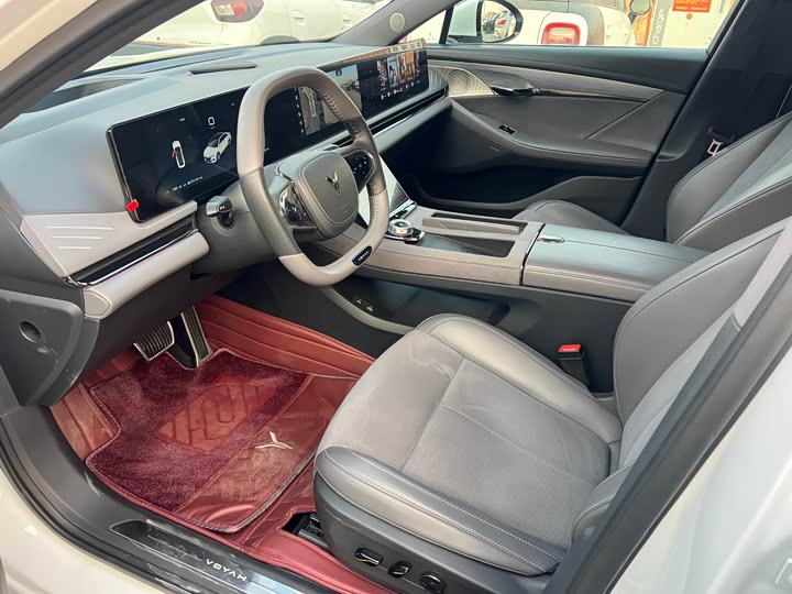 Voyah Passion 2024 2024款 PHEV 四驱超长续航旗舰版