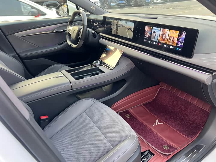 Voyah Passion 2024 2024款 PHEV 四驱超长续航旗舰版