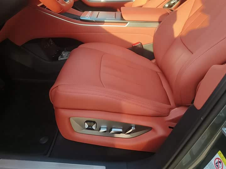 BYD Tang L 2025 2025款 DM 175KM无人机玩家版