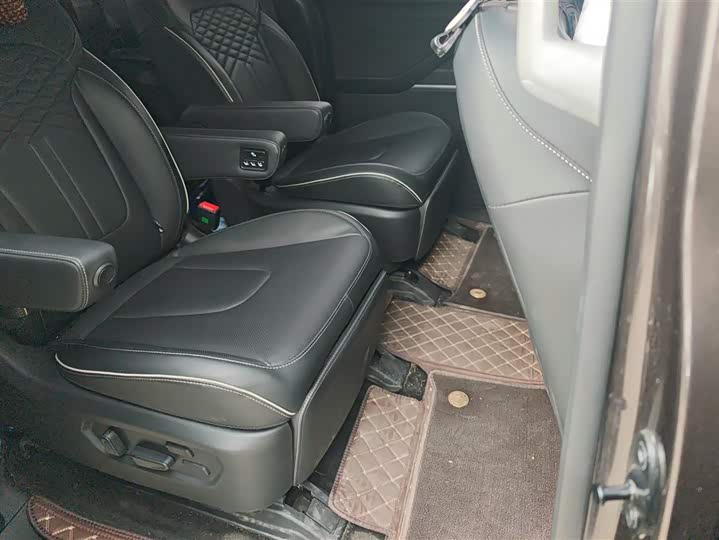 Hyundai Custo 2024 2024款 380TGDi TOP Premium 智爱旗舰版