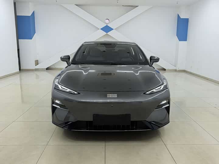 Geely Galaxy E8 2024 2024款 550km 后驱龙腾版