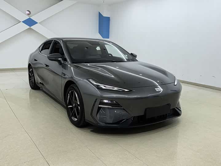 Geely Galaxy E8 2024 2024款 550km 后驱龙腾版