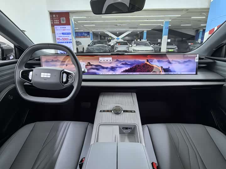 Geely Galaxy E8 2024 2024款 550km 后驱龙腾版