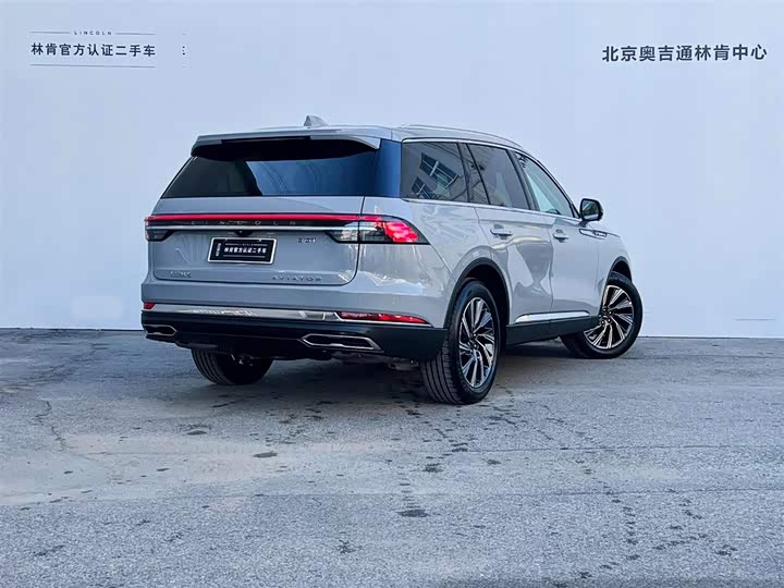 Lincoln Aviator 2024 2024款 3.0T V6 四驱高雅版 六座