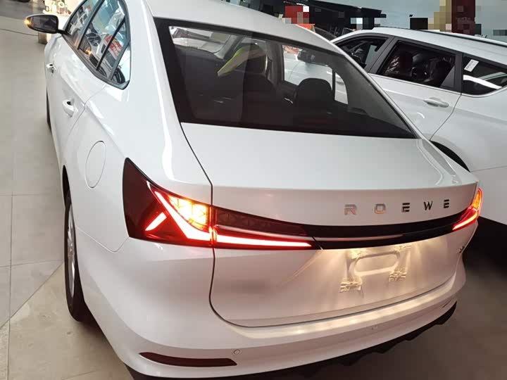 Roewe i5 2026 2026款 1.5L 手动舒享版