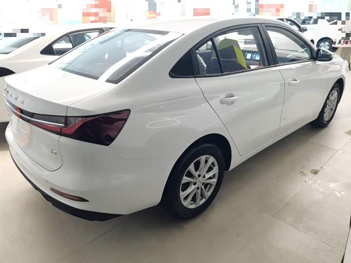 Roewe i5 2026 2026款 1.5L 手动舒享版
