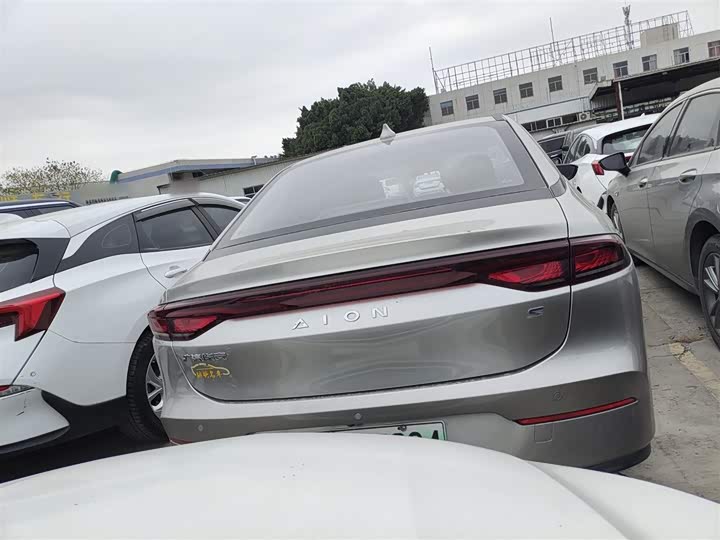 GAC Aion S 2023 2023款 魅 580 磷酸铁锂