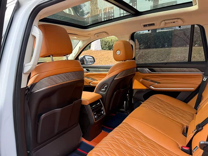 Tank 500 2023 2023款 3.0T 运动版 造境型 5座