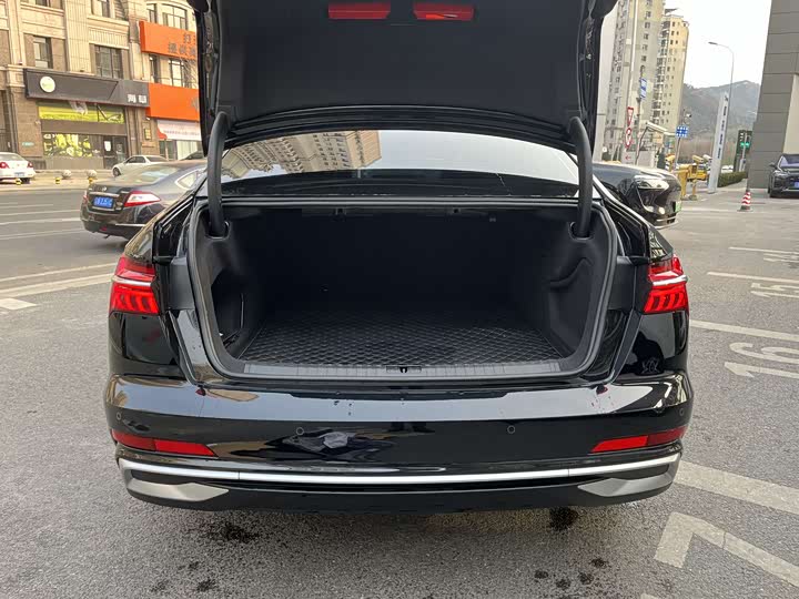 Audi A6L 2025 2025款 45 TFSI quattro 臻选动感型