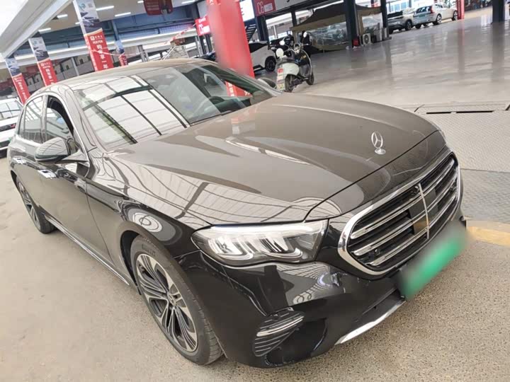 Mercedes-Benz E-Class Hybrid 2024 2024款 E 350 e L 插电式混合动力轿车