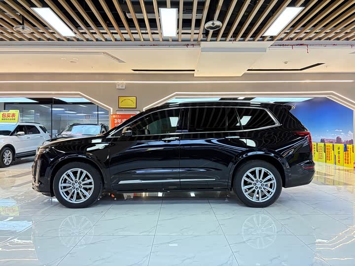Cadillac XT6 2022 2022款 2.0T 六座四驱豪华120周年限量版