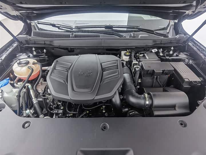 Hongqi HS5 2025 2025款 2.0T 两驱旗享Pro版