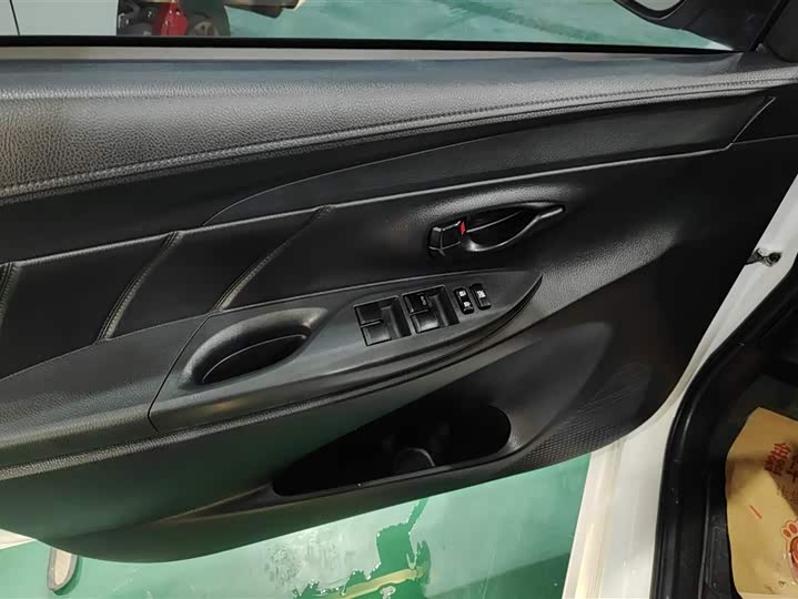 Toyota Vios 2022 2022款 1.5L 20周年纪念版