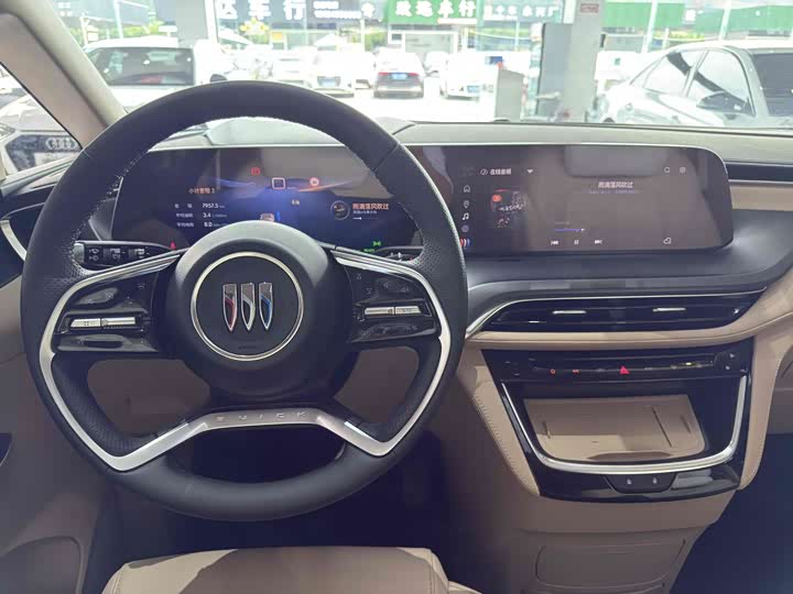 Buick GL8 Hybrid 2025 2025款 陆尚 尊享版 7座