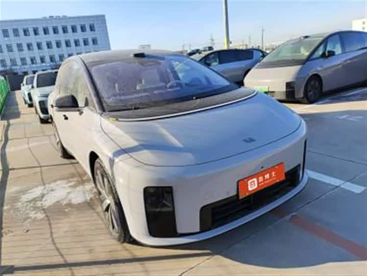 LiXiang i8 2025 2025款 标准版